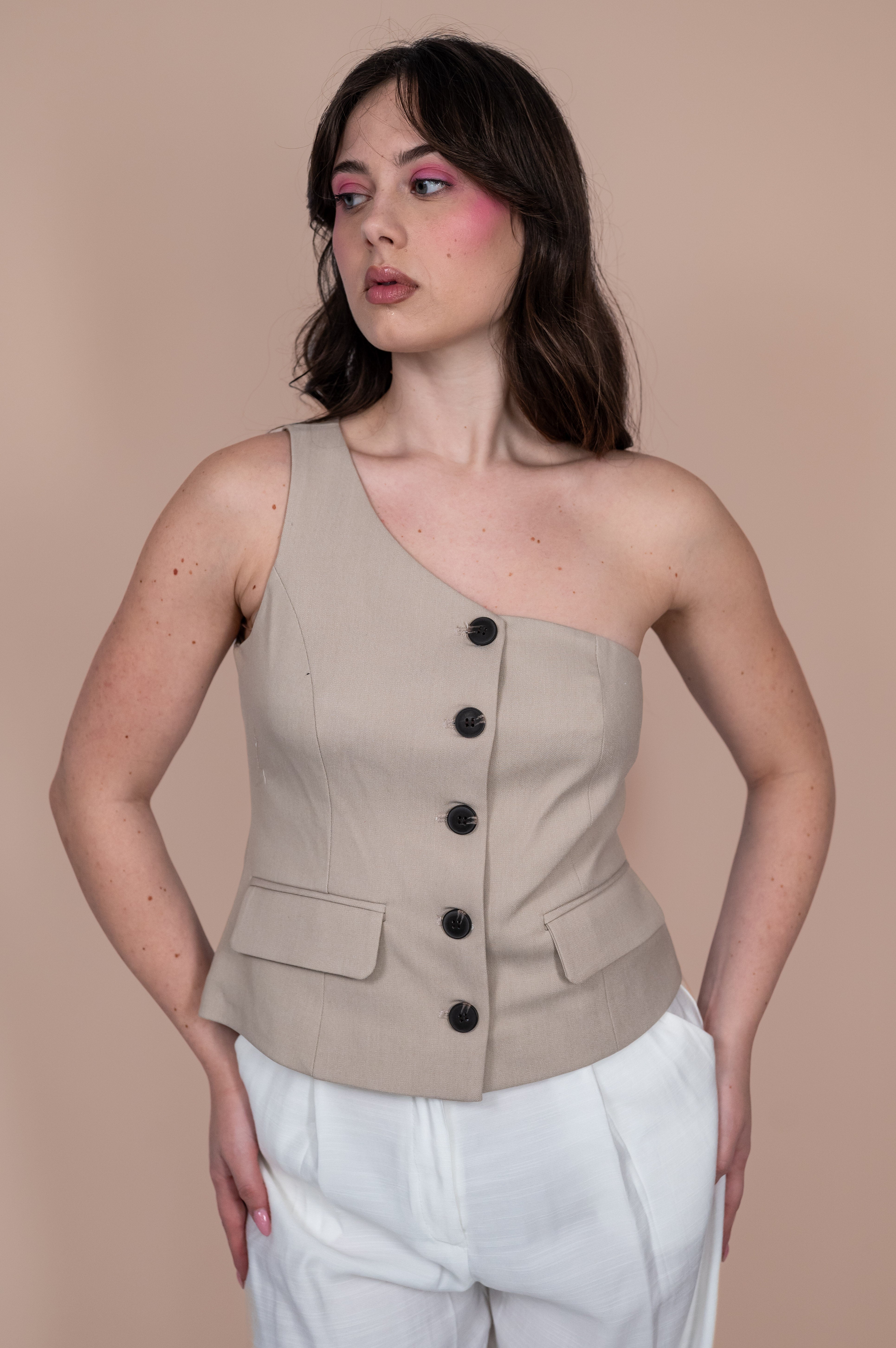 Beige One-Shoulder Gilet